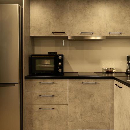 Mini Loft Apartment Kalamata Bagian luar foto